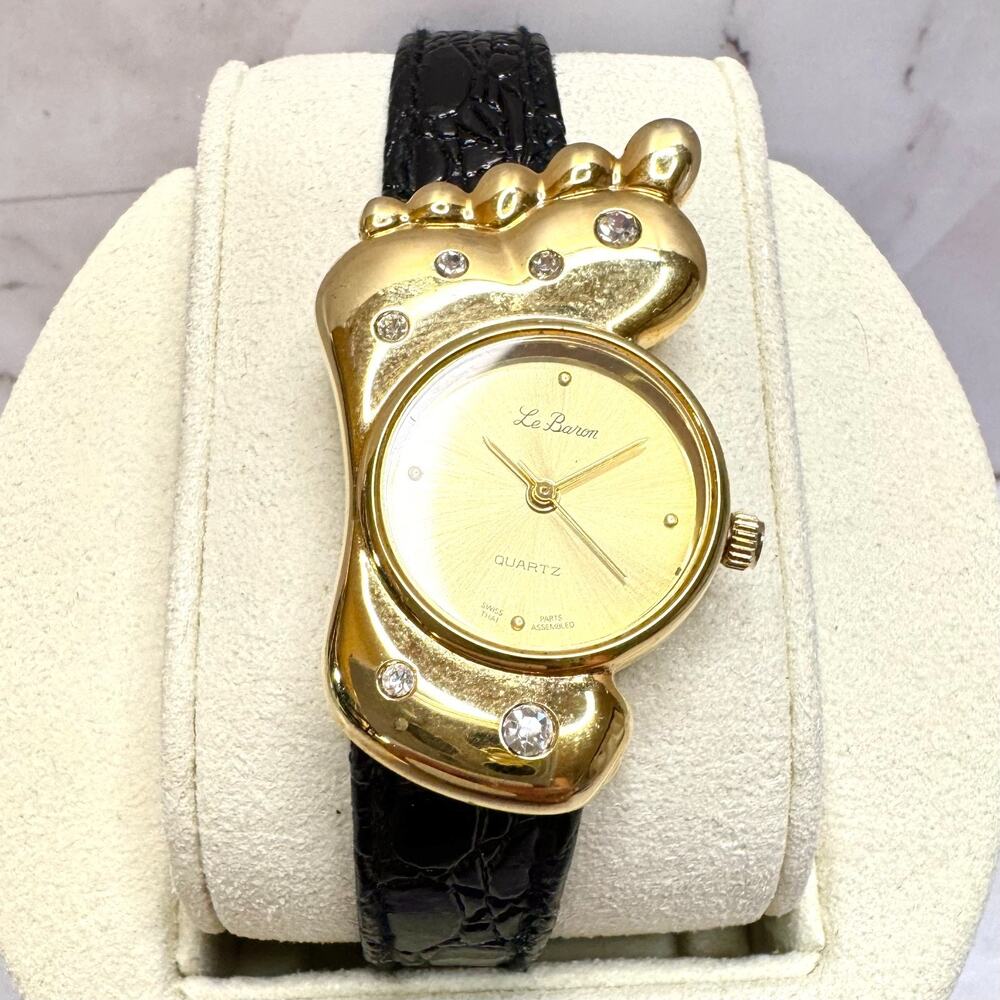 Vintage Le Baron Womens Watch Baby Foot Gold Tone Rhinestones New Battery 20mm